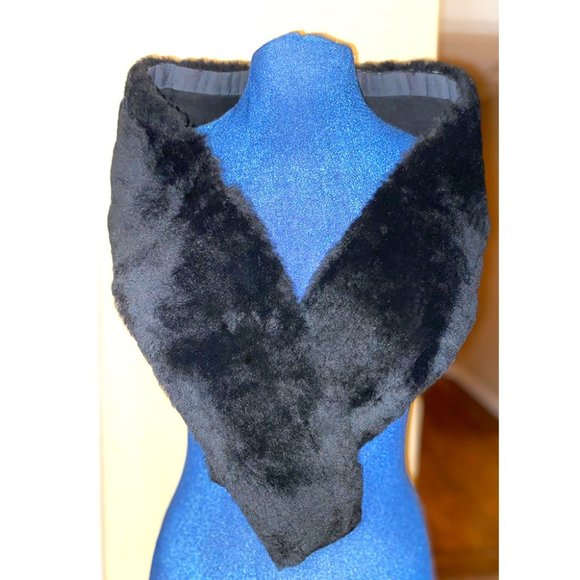 Large Unisex Black Natural Fur Collar Scarf for Winter Coat - Picture 1 of 2